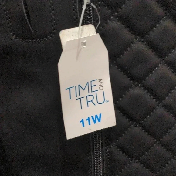 Time and Tru Women's Quilted Riding Boot - Picture 7 of 11